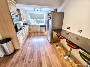 Photo 8- click for photo gallery